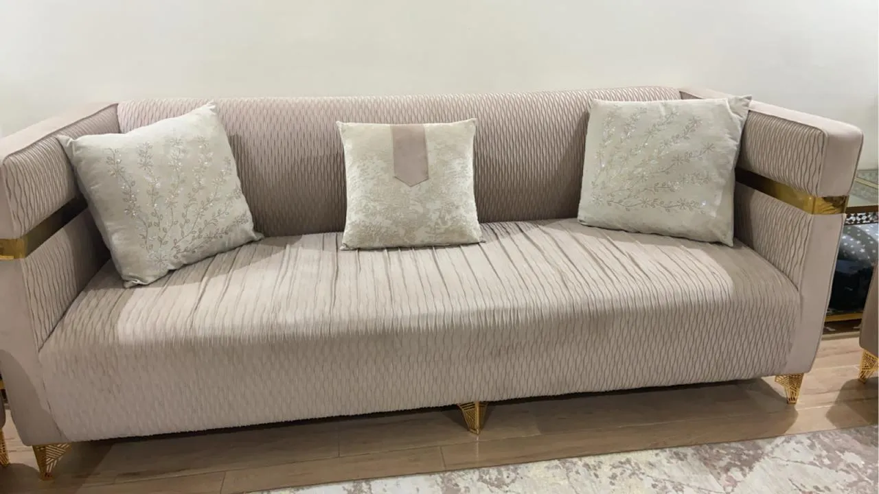 شراء كنب مستعمل
