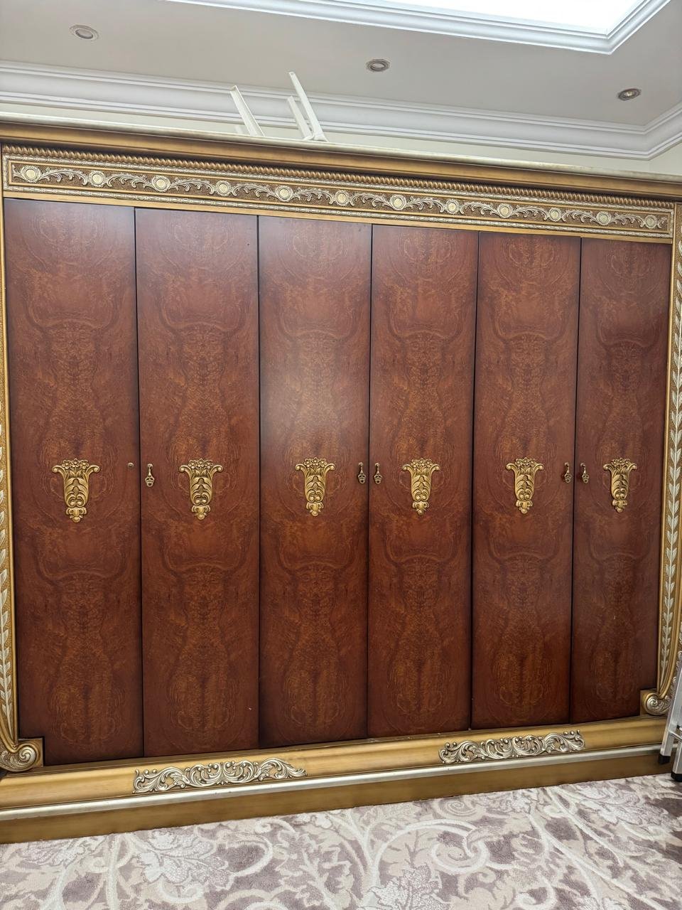 شراء الاثاث المستعمل بجده